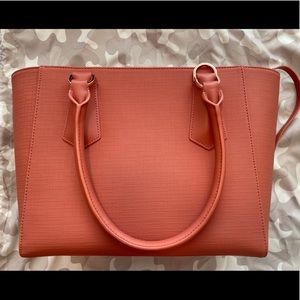 Danger Dover Signature Tote in Midi Size